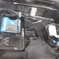 makita マキタ TD110D インパクトドライバ 10.8Ｖ バッテリー×2 充電器 中古品 【ハンズクラフト宜野湾店】の画像