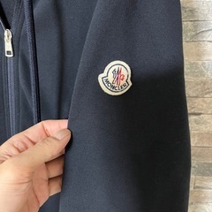 モンクレールパーカーの画像