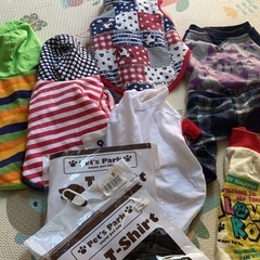 sサイズ犬の洋服1枚100円の画像