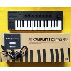 Native Instruments KOMPLETE KONTROL M32 トランスファーID有 MIDIキーボード ネイティブインストゥルメンツの画像
