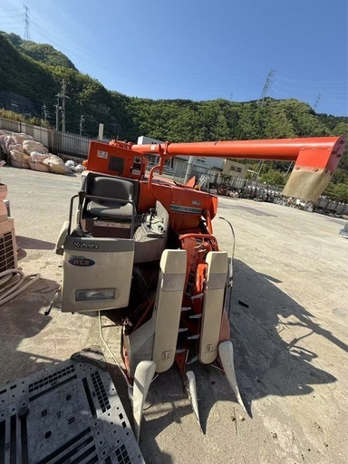 クボタ コンバイン