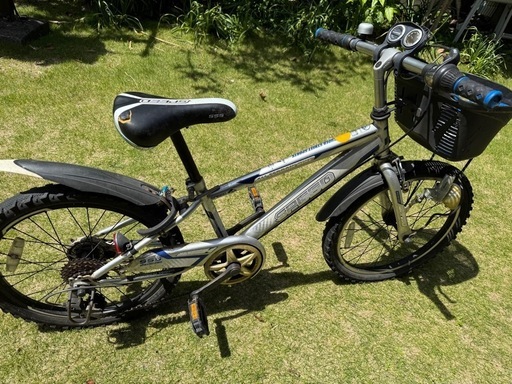 子供自転車20インチ (まあ) 由比ヶ浜の自転車の中古あげます