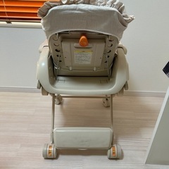 ハイローチェア　コンビの画像