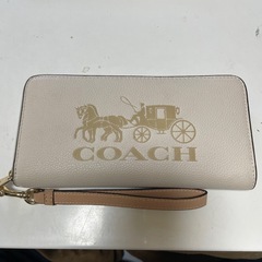 coach コーチ　ラウンドファスナー　ウォレット！