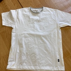 umbroティシャツ２枚の画像