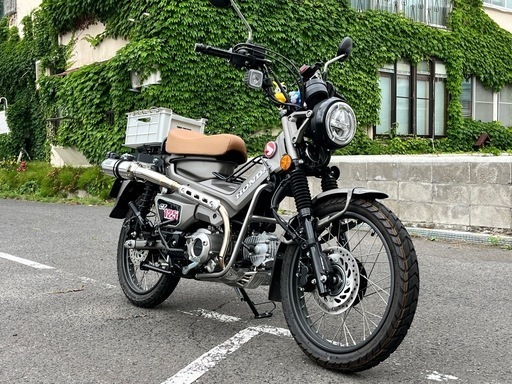 ハンターカブ125【ctd125【貴重色 マットアーマードシルバーメタリック【超美品