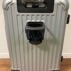 新品未使用　スーツケース　機内持込サイズ　シルバーの画像