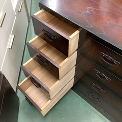 家具ならトレファク吉川店！！   三丸家具工芸　時代箪笥　4段　ブラウンの画像
