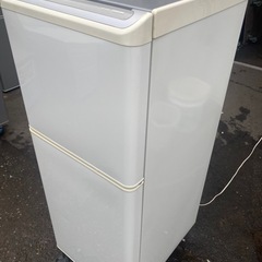 東芝　2ドア冷蔵庫　屋外洗剤清掃済み　しっかり冷えるの画像