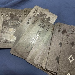 金色のトランプ