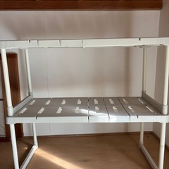 押入れ伸縮収納棚の画像
