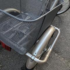 美品　電動アシスト三輪車の画像