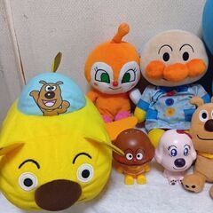 最終値下げ、アンパンマン＆キャラクター　ぬいぐるみなど10点セットの画像