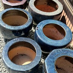 ➀火鉢　メダカ鉢　いろいろ　¥500〜の画像
