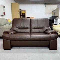 【超美品‼️】定価数十万♪ 高級 カリモク家具 チターノ 153cm幅2人掛けソファ ラヴソファ 本革製ブラウン♪の画像