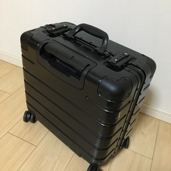 ビジネススーツケース