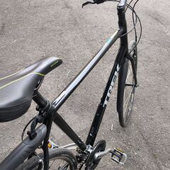TREK クロスバイク 7.2FX 22.5インチ（身長175以上推奨）　車庫保管　チェーン、スプロケ交換済　札幌市内の画像