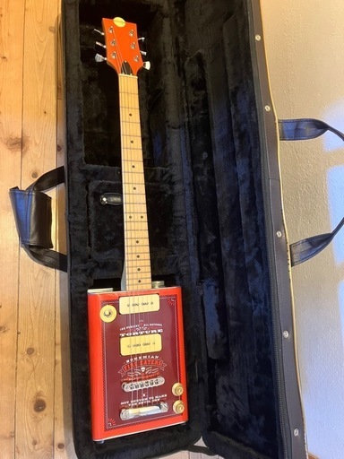 ボヘミアン　ギター　ケース付