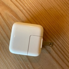 Apple純正　充電器の画像