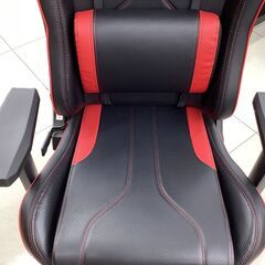 ゲーミングチェア　ニトリ　GM701　アーム付の画像