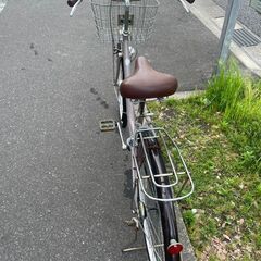 自転車　No.258　LUNGES　ベージュ　26インチ　LEDオートライト、鍵付き　【リサイクルショップどりーむ荒田店】の画像