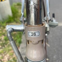 自転車　No.258　LUNGES　ベージュ　26インチ　LEDオートライト、鍵付き　【リサイクルショップどりーむ荒田店】の画像