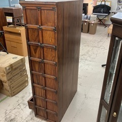 中古品　インド家具　スペイン家具　アンティーク本棚　幅90㎝　公田店の画像