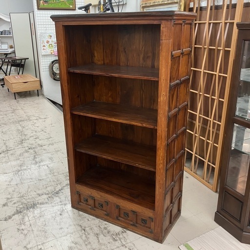 中古品　インド家具　スペイン家具　アンティーク本棚　幅90㎝　公田店