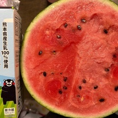 熊本スイカだんらん　半分の画像