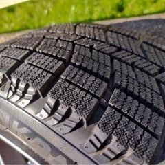 ホイール付き  スタッドレスタイヤ 165/60R15
の画像