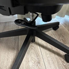 イトーキ デスクチェアの画像