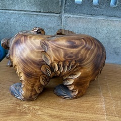 木彫りのくまの画像