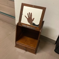 化粧ケース持ち運び簡単の画像