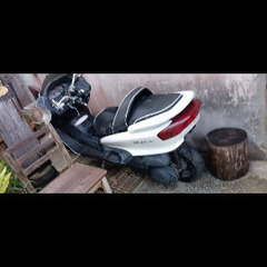 ヤマハマジェスティ250　(SG03J)の画像