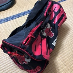シカゴブルズ ドラムバック　ボストンバック
の画像