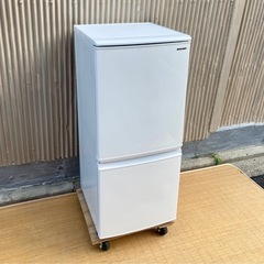 SHARP 137L冷蔵庫　SJ-C14E-W