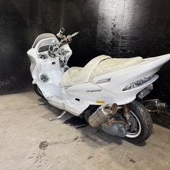 ★支払総額5.2万円★定休日なし！いつでも現車確認確認可能です！ ヤマハ マジェスティ 白 SG03J 社外マフラー！ LEDテール！ エナメルシート！ フロントマスク！の画像