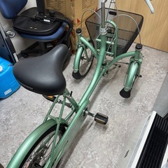 ミーナ　三輪車　高齢者
