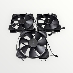 5/9、5/12 久留米市内 取引可！ Fractal Design PCケースファン Aspect12 ブラック 3個 3pinの画像