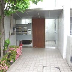 【駒場東大前駅】【月約2万円】【週4日×1時間】マンション清掃/未経験者可～日払い可(駒場東大前3)の画像