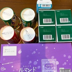 お菓子詰め合わせの画像