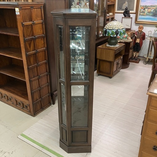 中古美品　上ヶ嶋木工　飾り棚　コレクションケース　キャビネット　ライト点灯可能　公田店