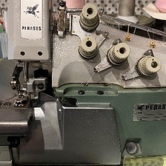 工業用ロックミシンの画像