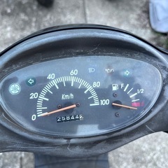 グランドアクシス100 ①の画像