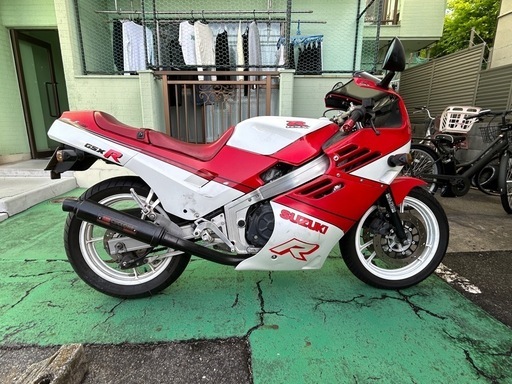 SUZUKI GSX-400R GK71F前期