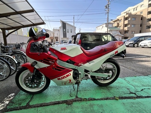 SUZUKI GSX-400R GK71F前期