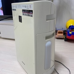 商談中　
シャープ空気清浄機　加湿器付きの画像