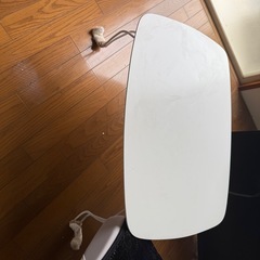(急ぎ)ニトリのテーブル