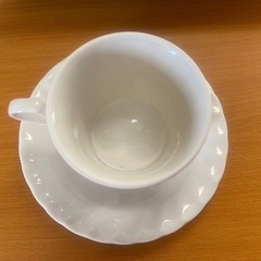 波形模様の白磁碗皿セット（5個セット）の画像