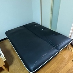 ソファ 3人がけ　5月14日までに購入ない場合は処分します。　の画像